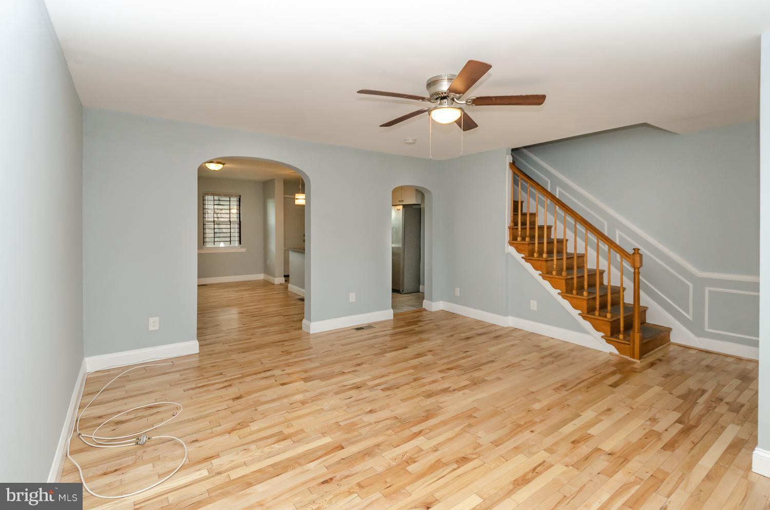 4003 Century Road Baltimore, MD 21206 - Photo 5 of 26 Family Room