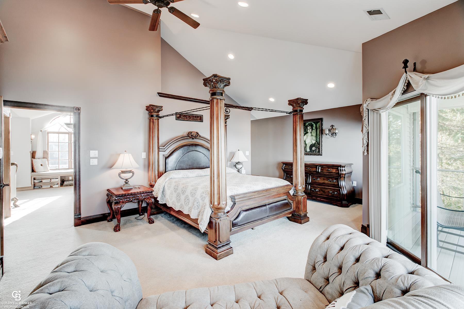 3864 North Lakeshore Road Deckerville, MI 48427 - Photo 48 of 88 50107318-47.JPG