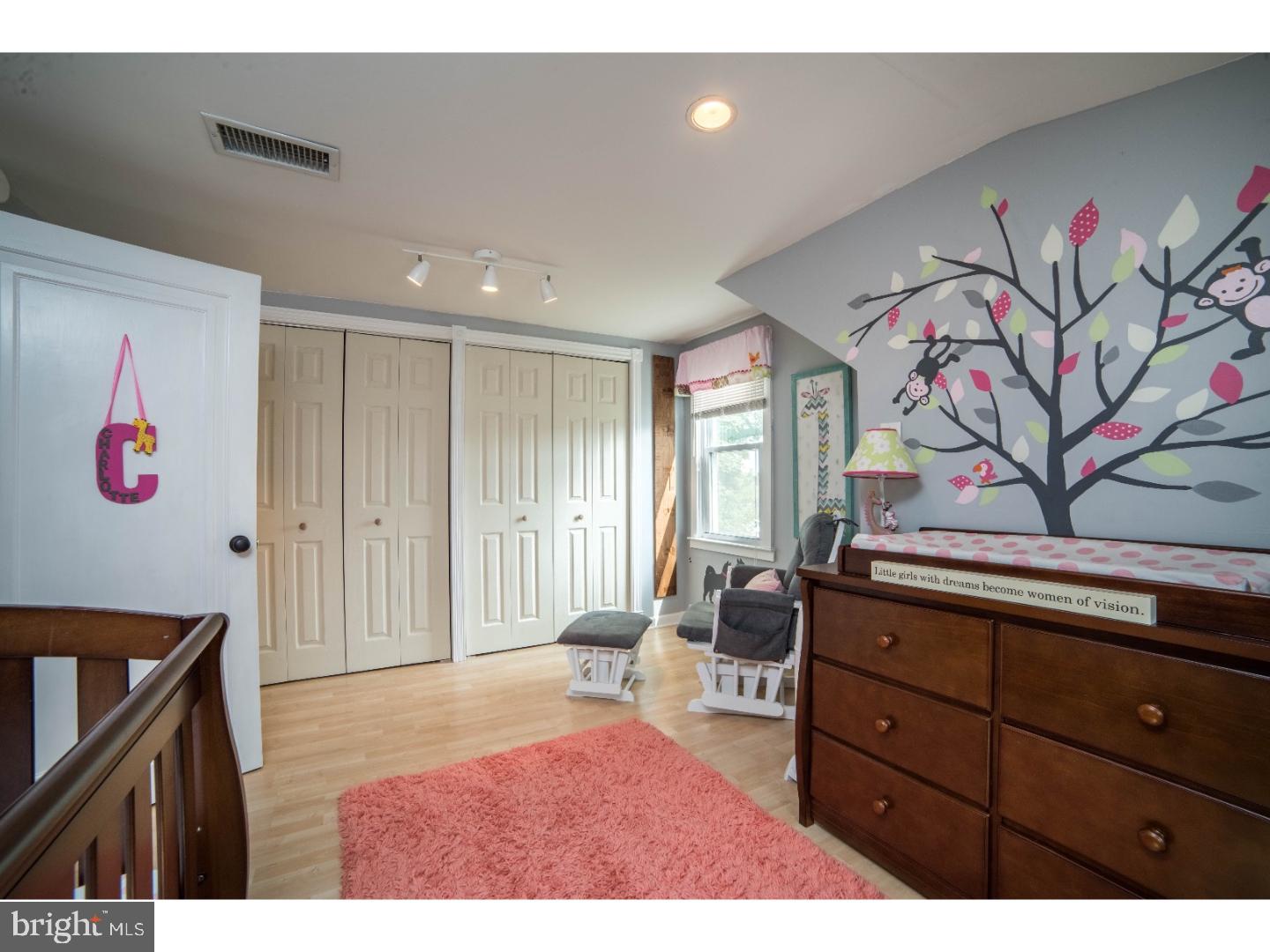 407 Parkside Avenue Reading, PA 19607 - Photo 16 of 24 Bedroom 2