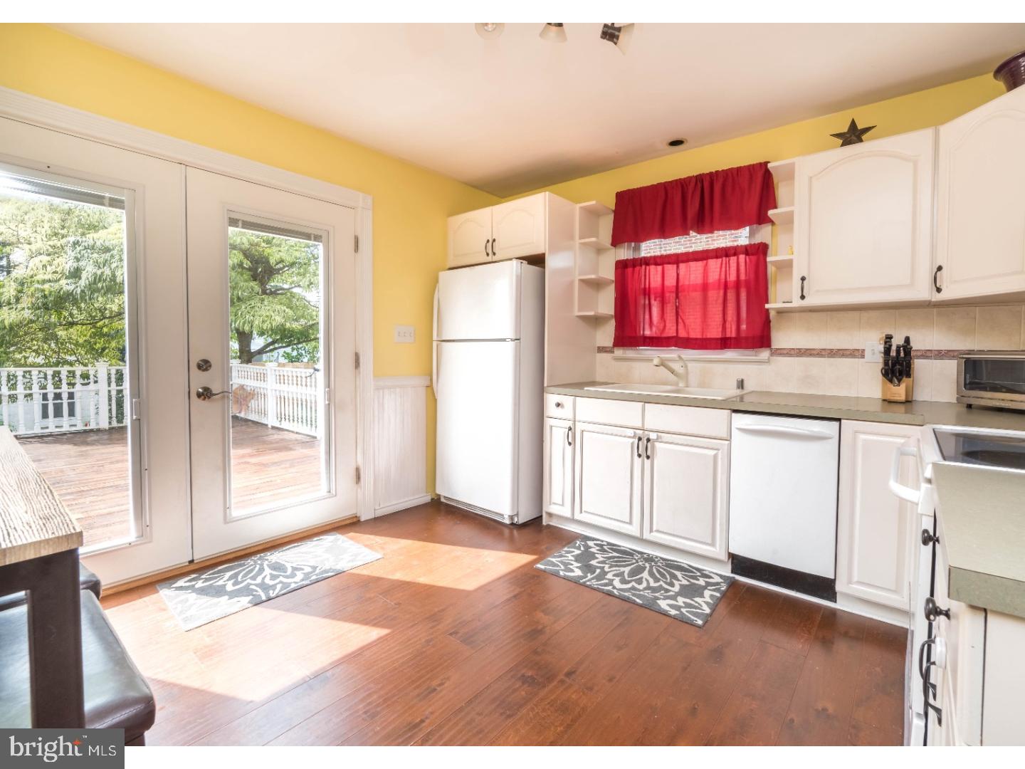 407 Parkside Avenue Reading, PA 19607 - Photo 6 of 24 Kitchen