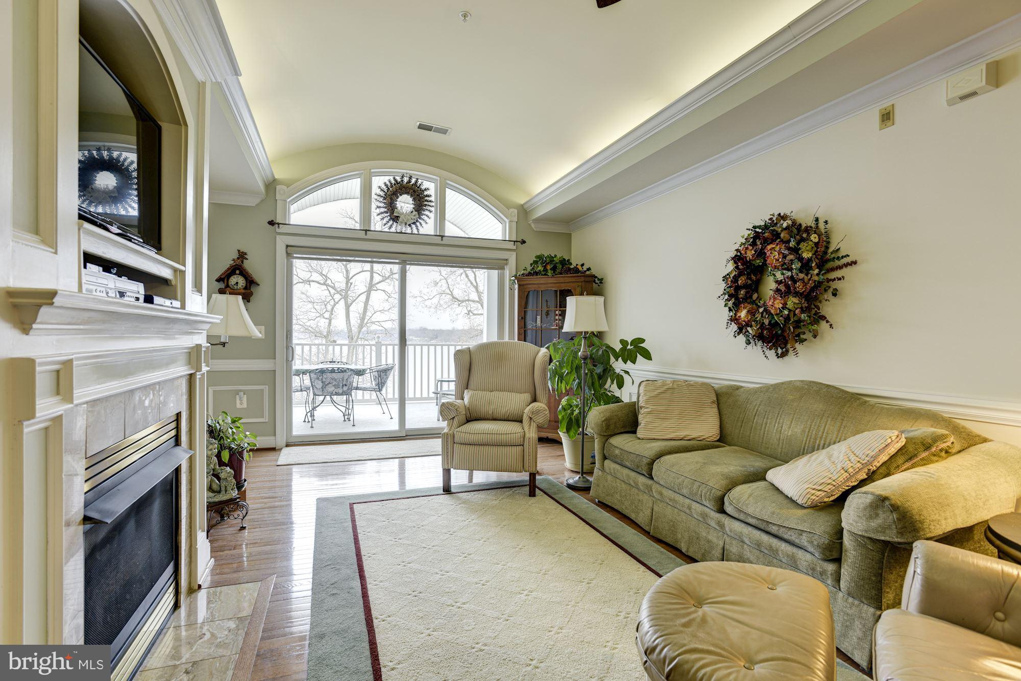 4760 Water Park Drive, Unit R Belcamp, MD 21017 - Photo 6 of 34 Living Room