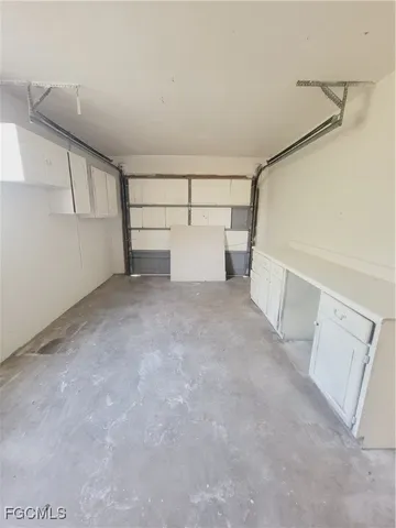 a view of a garage