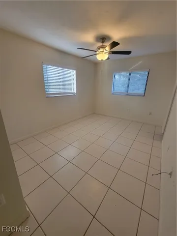 a view of a livingroom with furniture