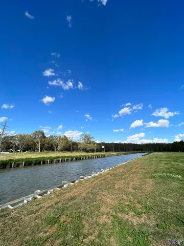 $89,900 | 124 Pier 19 Drive, Pierre Part, LA 70339