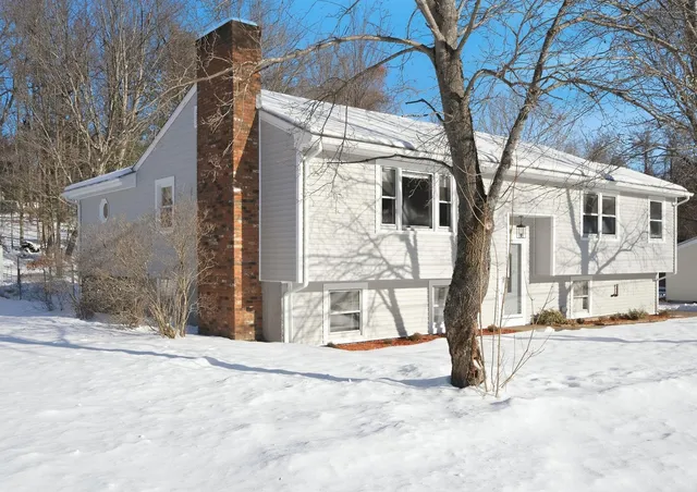 $400,000 | 361 Joseph Street Extension, Manchester, NH 03102