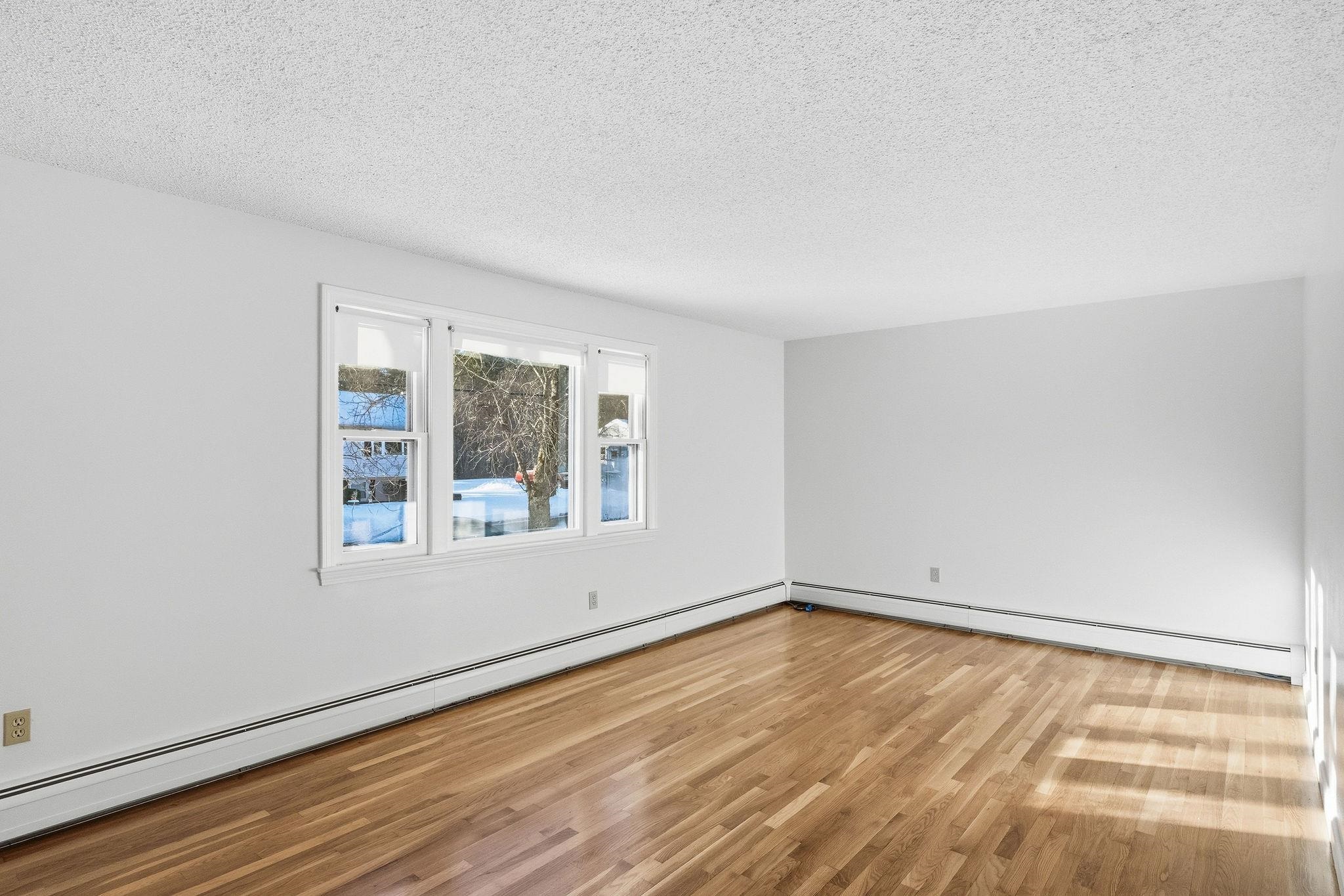 361 Joseph Street Extension Manchester, NH 03102 - Photo 15 of 28