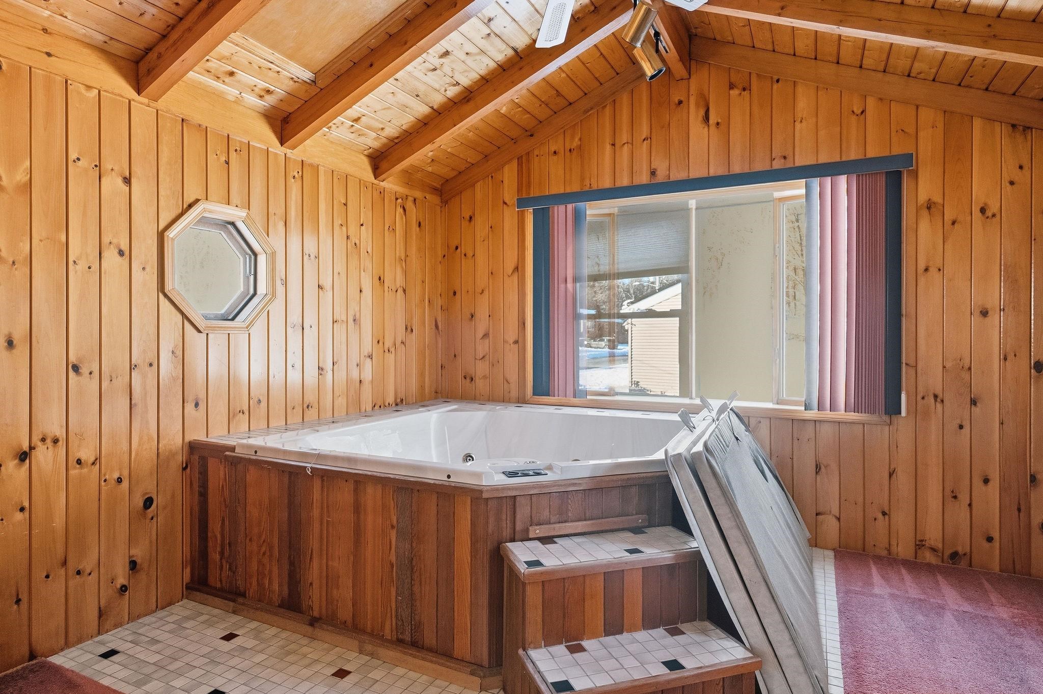 361 Joseph Street Extension Manchester, NH 03102 - Photo 18 of 28