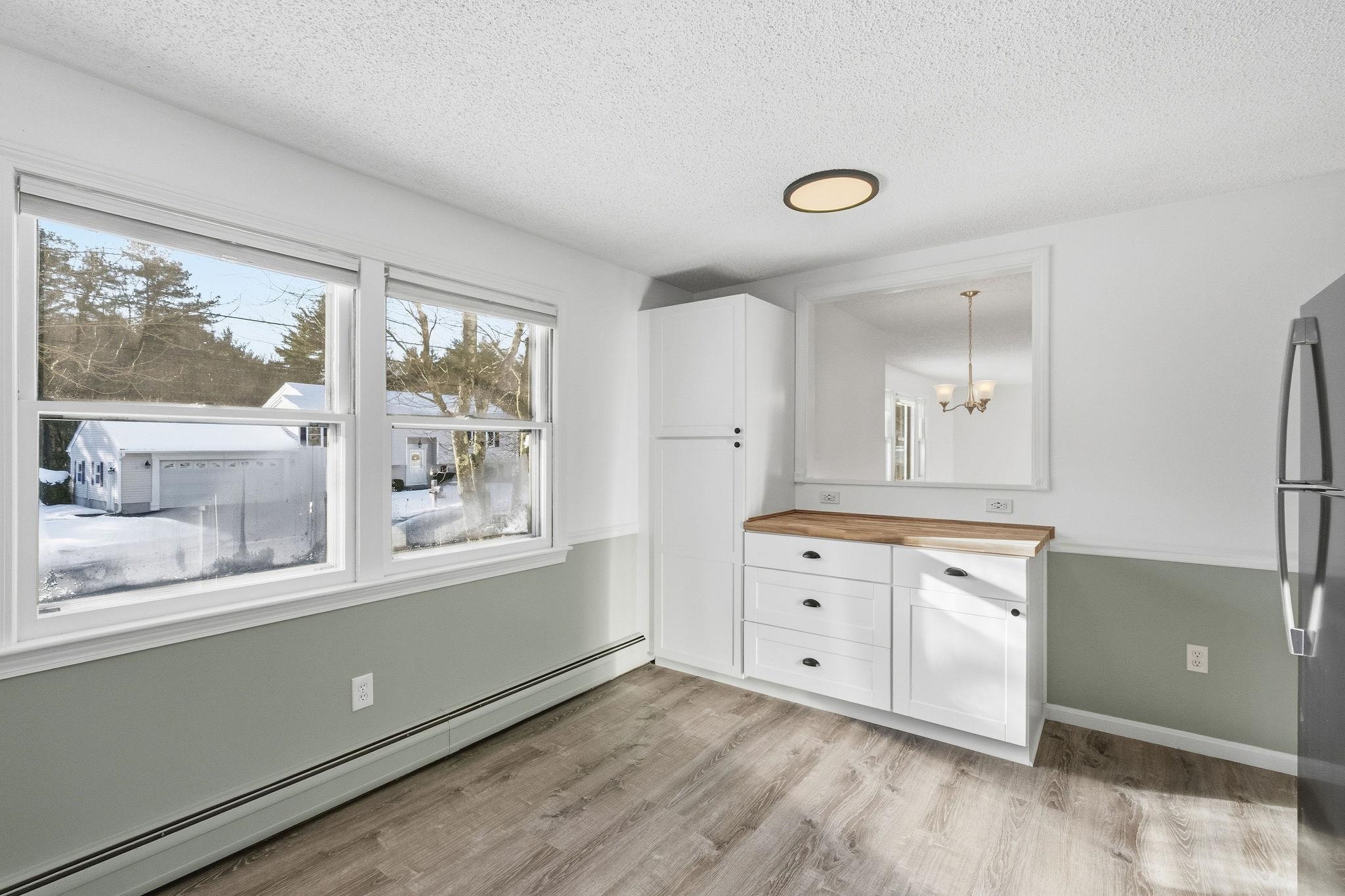 361 Joseph Street Extension Manchester, NH 03102 - Photo 7 of 28