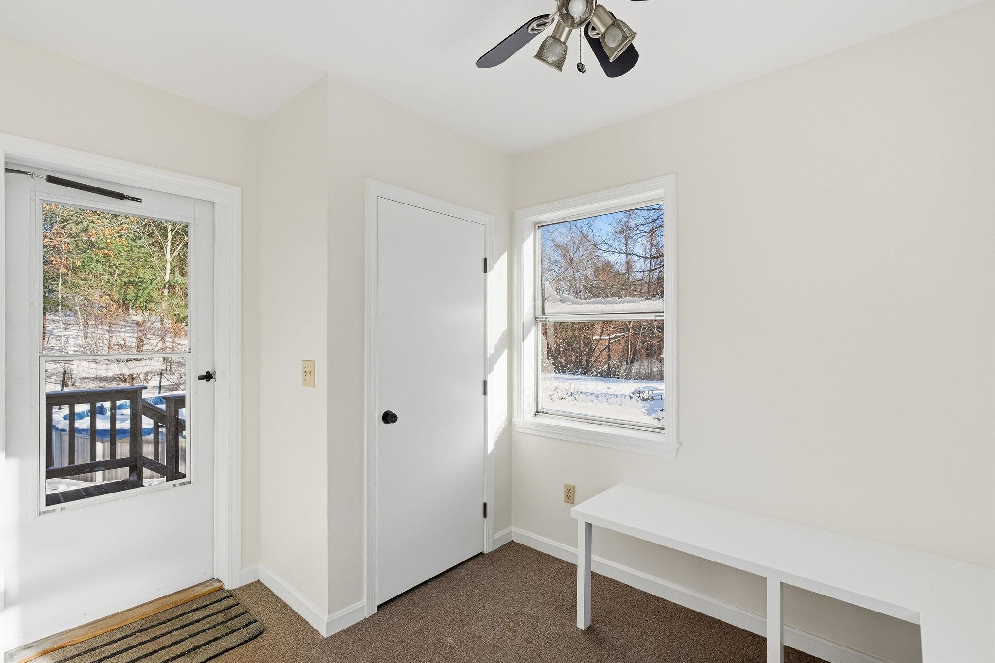 361 Joseph Street Extension Manchester, NH 03102 - Photo 8 of 28