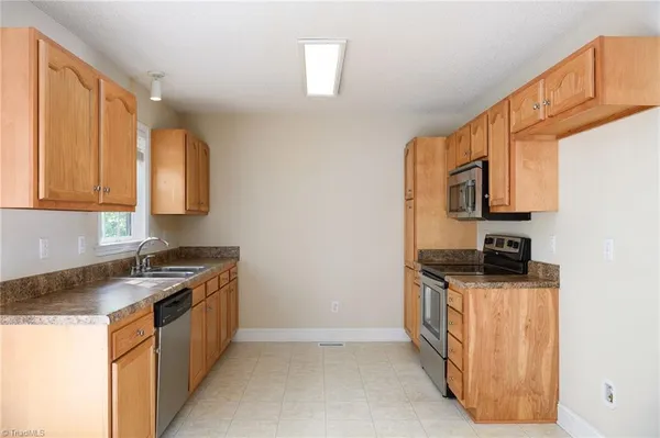 $299,900 | 117 Forest Drive, Thomasville, NC 27360