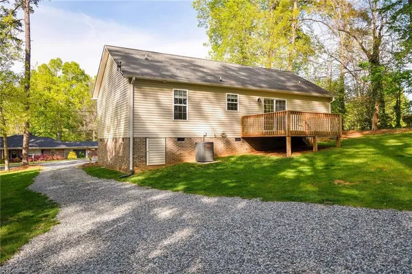 $299,900 | 117 Forest Drive, Thomasville, NC 27360