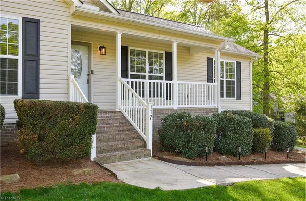 $299,900 | 117 Forest Drive, Thomasville, NC 27360