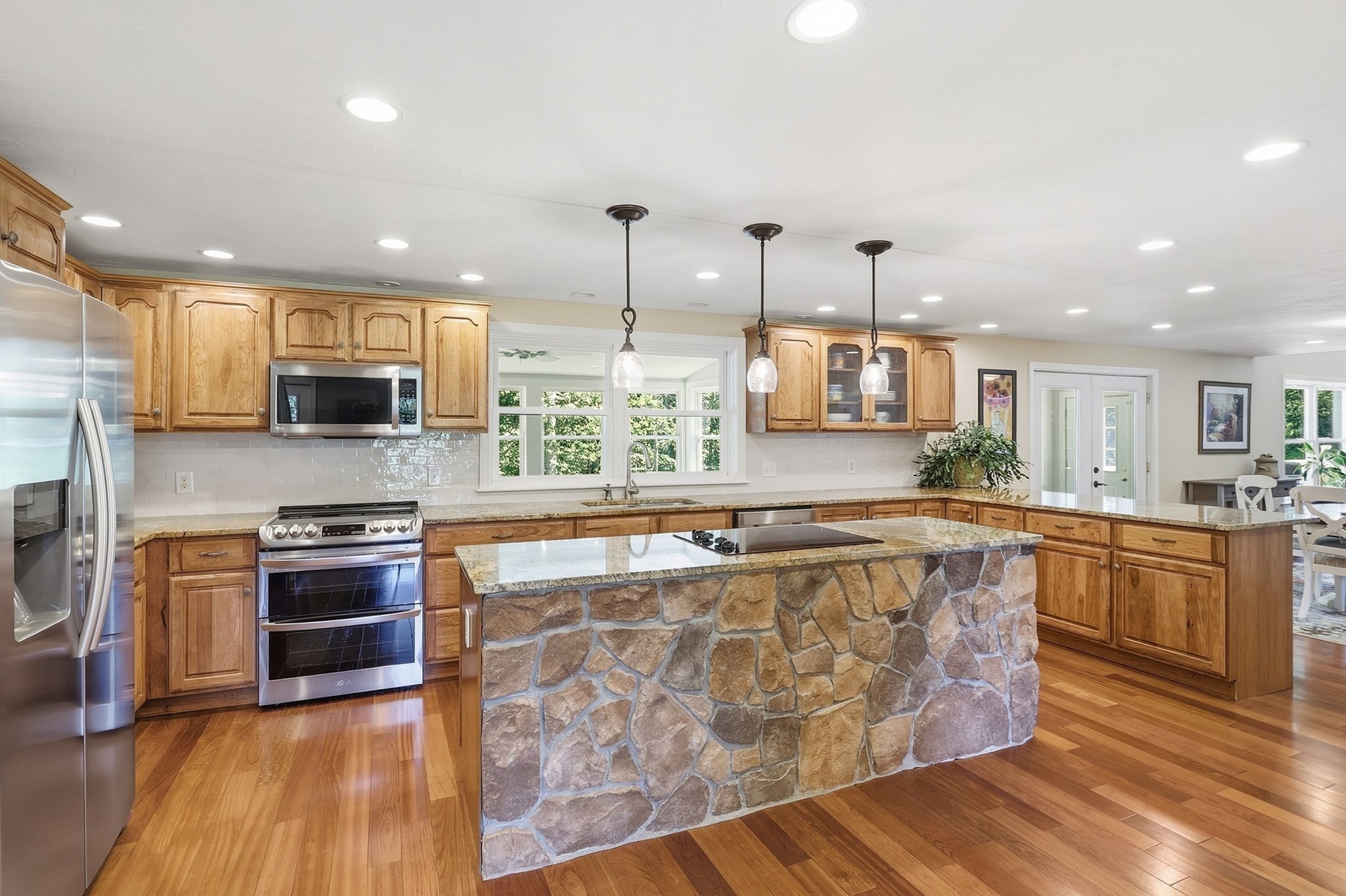 33 Wheeler Road Bolton, MA 01740 - Photo 12 of 42 Gallery Image 12