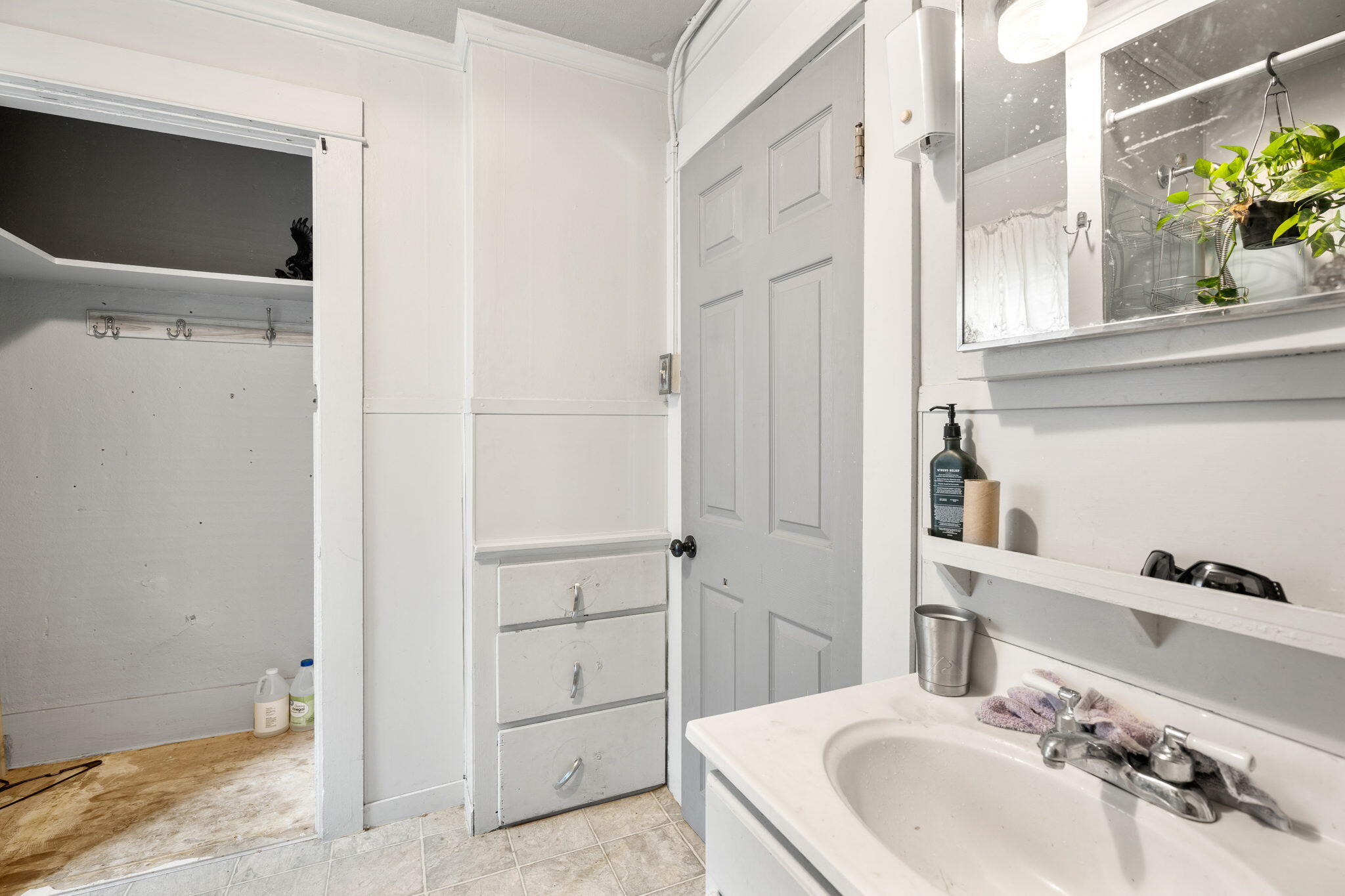 6 Grove Street, Unit A Springvale, ME 04083 - Photo 13 of 27 15-web-or-mls-DSC00258