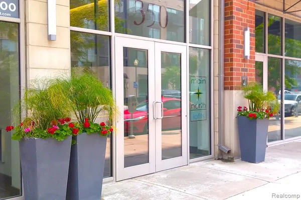 $2,600 | 350 North Main Street, Unit 506, Royal Oak, MI 48067
