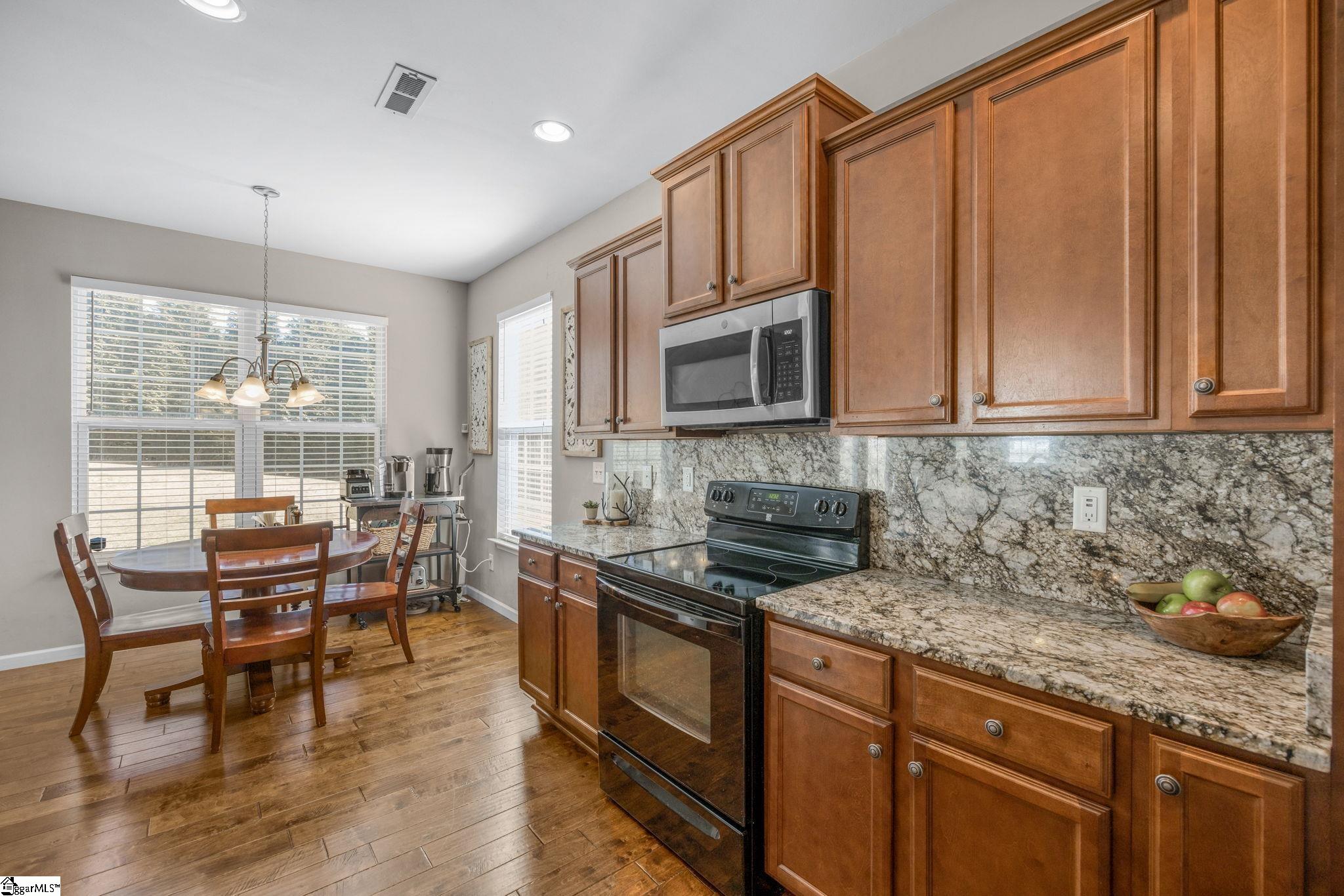 232 Saddlebrook Avenue Pickens, SC 29671 - Photo 12 of 42