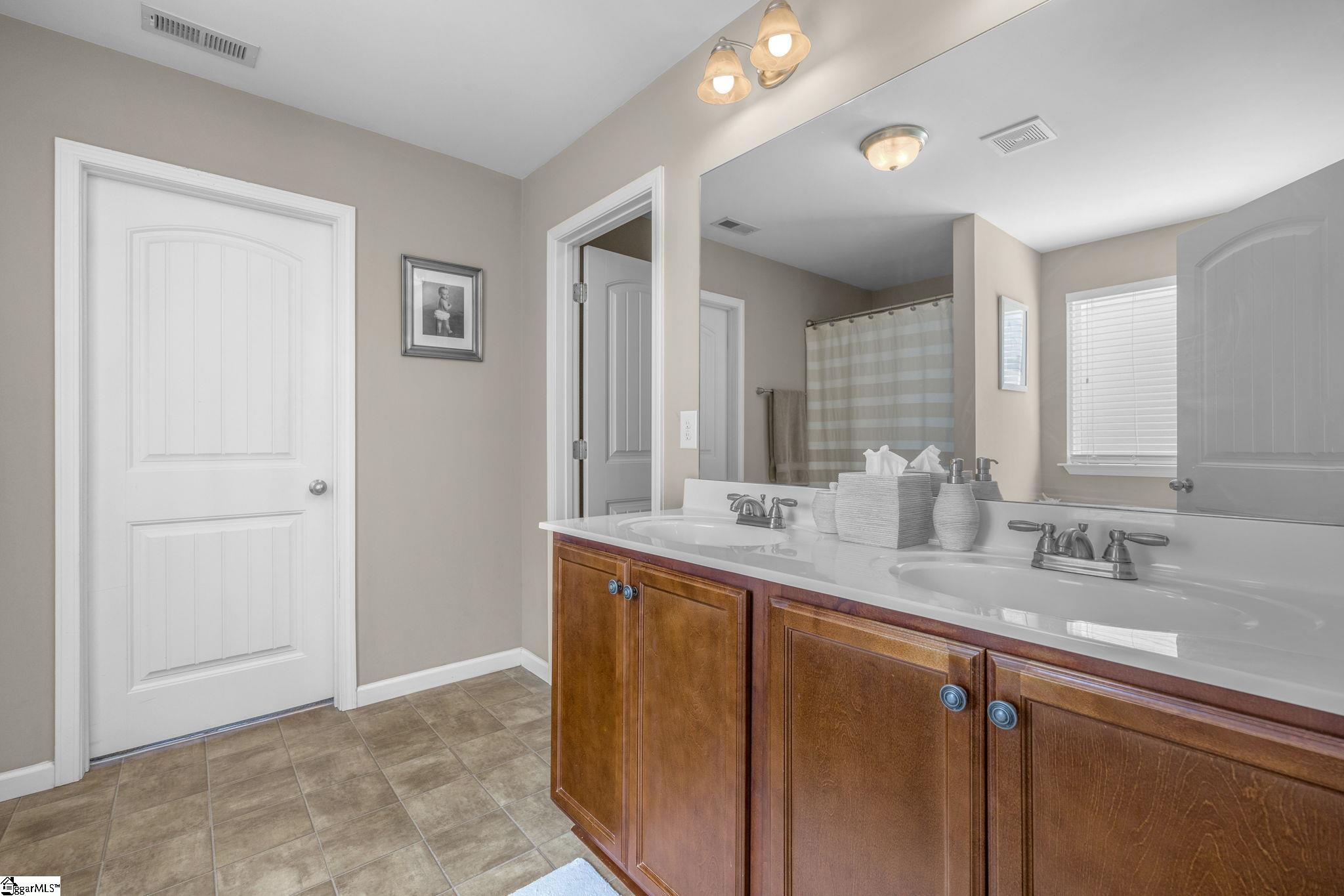 232 Saddlebrook Avenue Pickens, SC 29671 - Photo 21 of 42