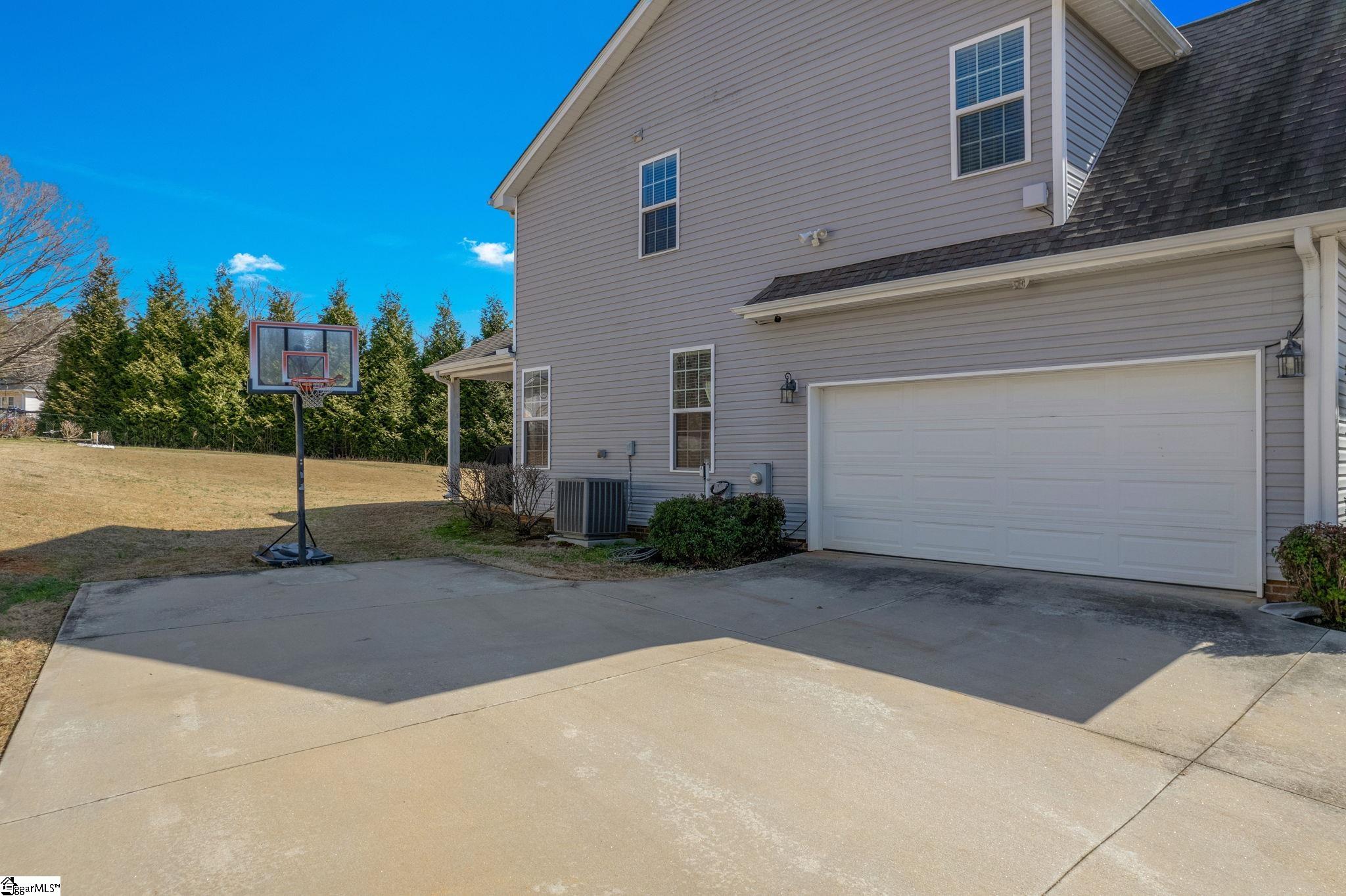 232 Saddlebrook Avenue Pickens, SC 29671 - Photo 32 of 42