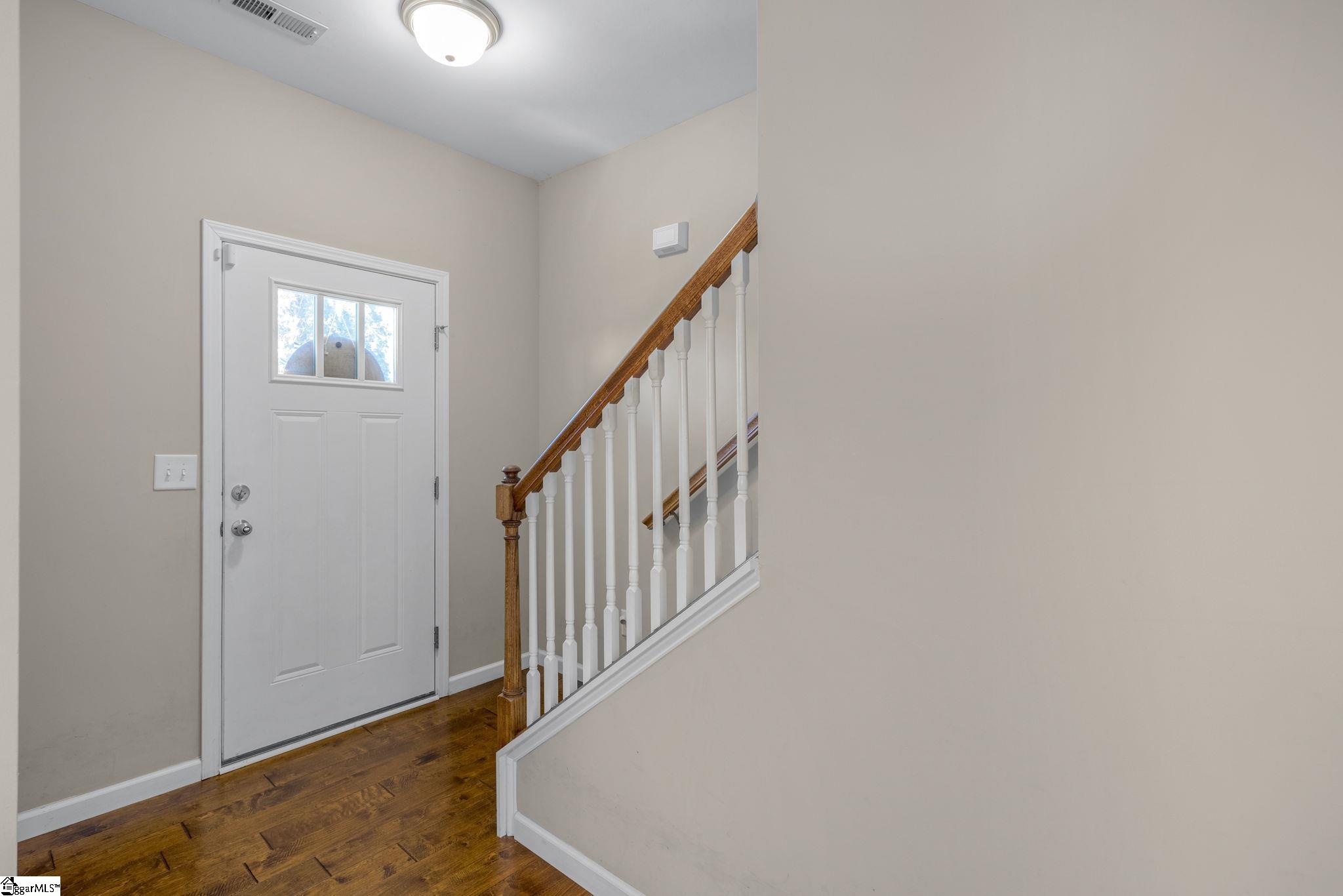 232 Saddlebrook Avenue Pickens, SC 29671 - Photo 5 of 42