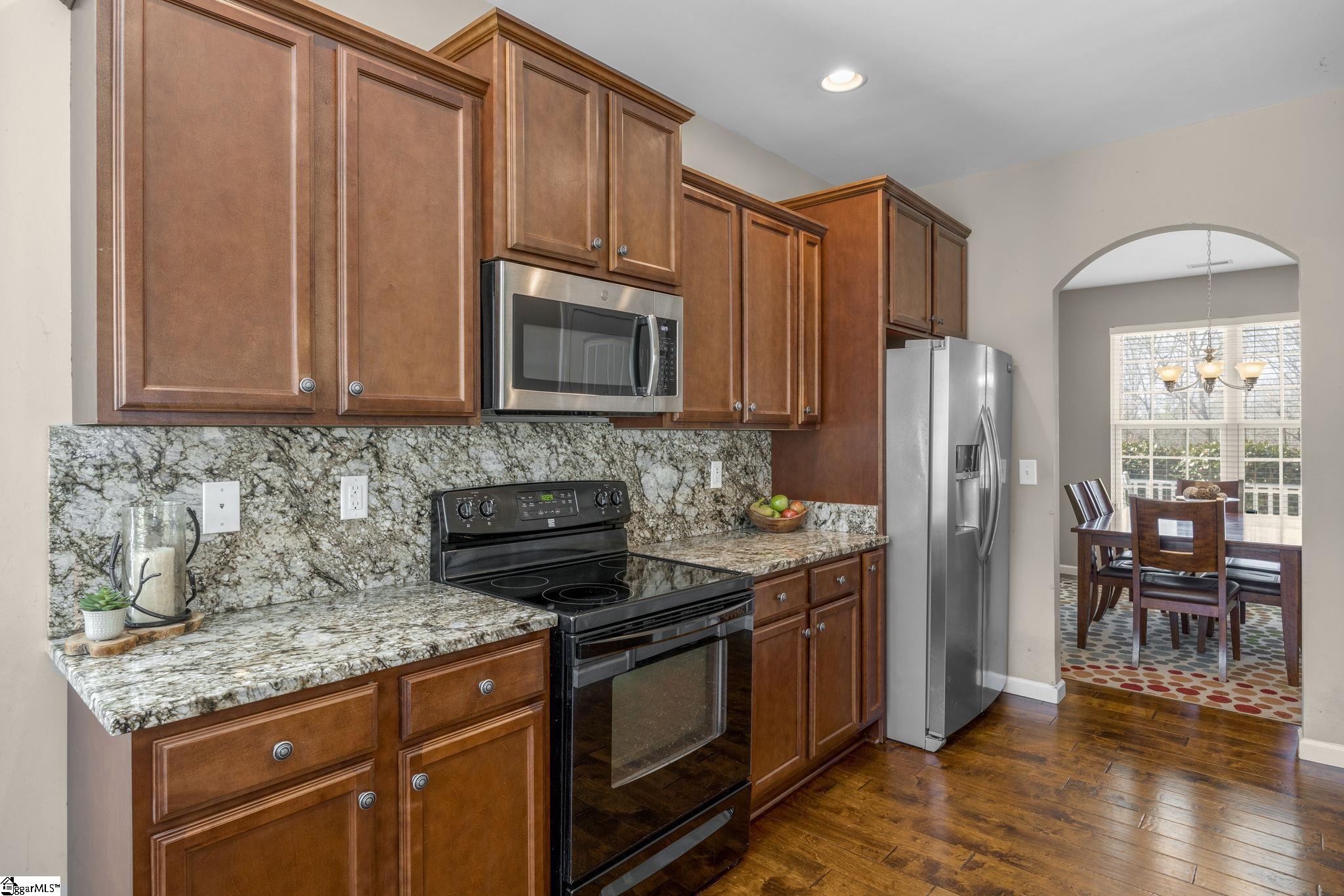 232 Saddlebrook Avenue Pickens, SC 29671 - Photo 10 of 42