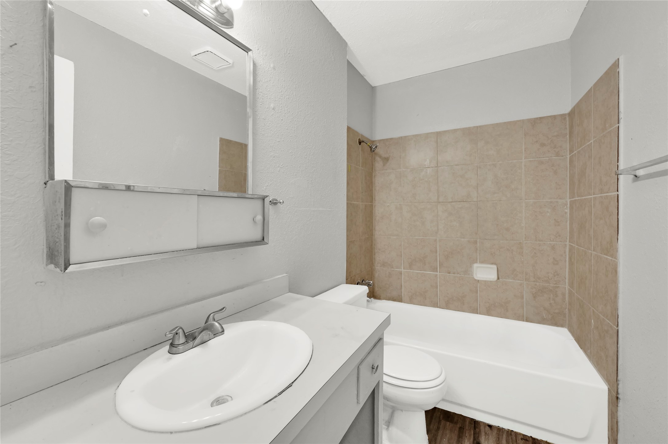 1711 Wichita Street, Unit 14 Houston, TX 77004 - Photo 11 of 20