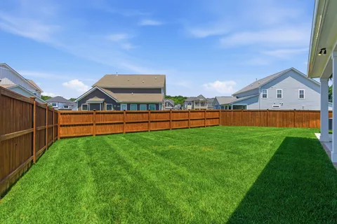 $1,025,000 | 2009 Ellsworth Lane, Arrington, TN 37014