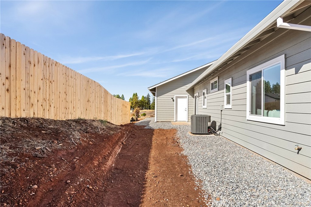 6078 Maxwell Drive Paradise, CA 95969 - Photo 29 of 44 a view of a house with backyard and sitting area
