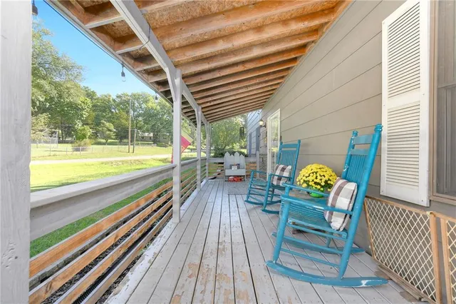 $950,000 | 16425 Fort Riley Road, Leavenworth, KS 66048