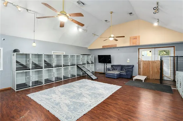 $950,000 | 16425 Fort Riley Road, Leavenworth, KS 66048