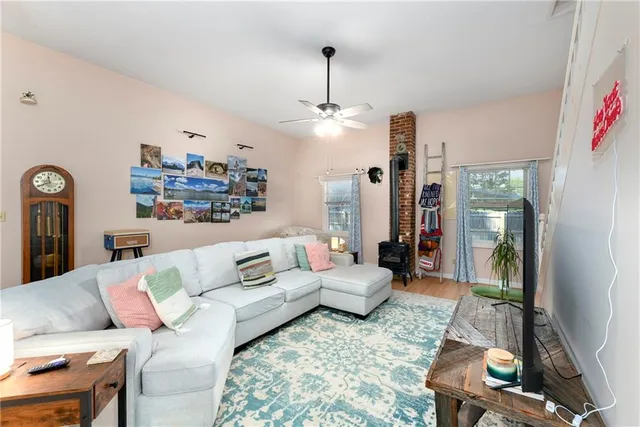 $950,000 | 16425 Fort Riley Road, Leavenworth, KS 66048