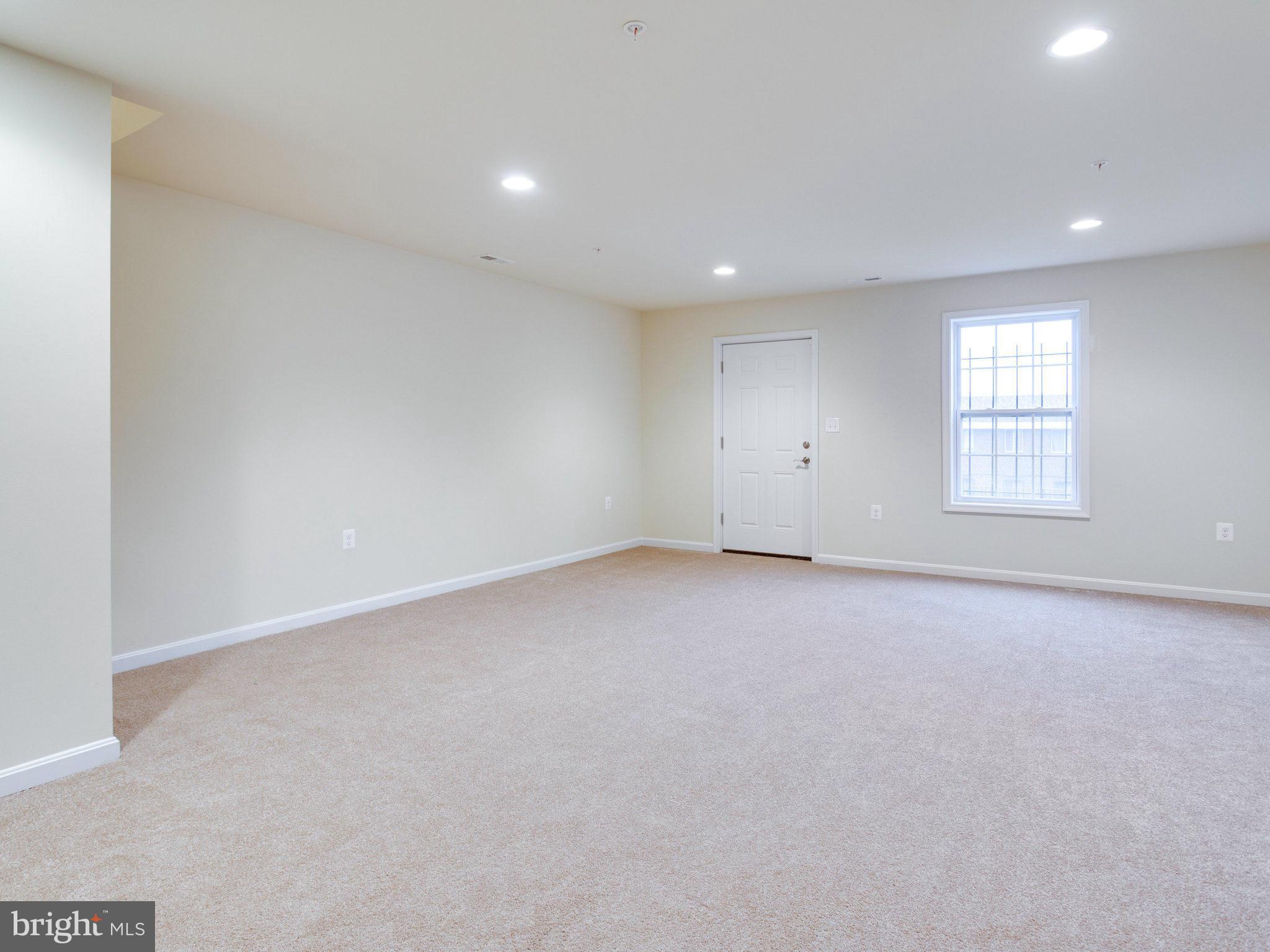 1442 Morris Road Southeast Washington, DC 20020 - Photo 23 of 27 Family Room