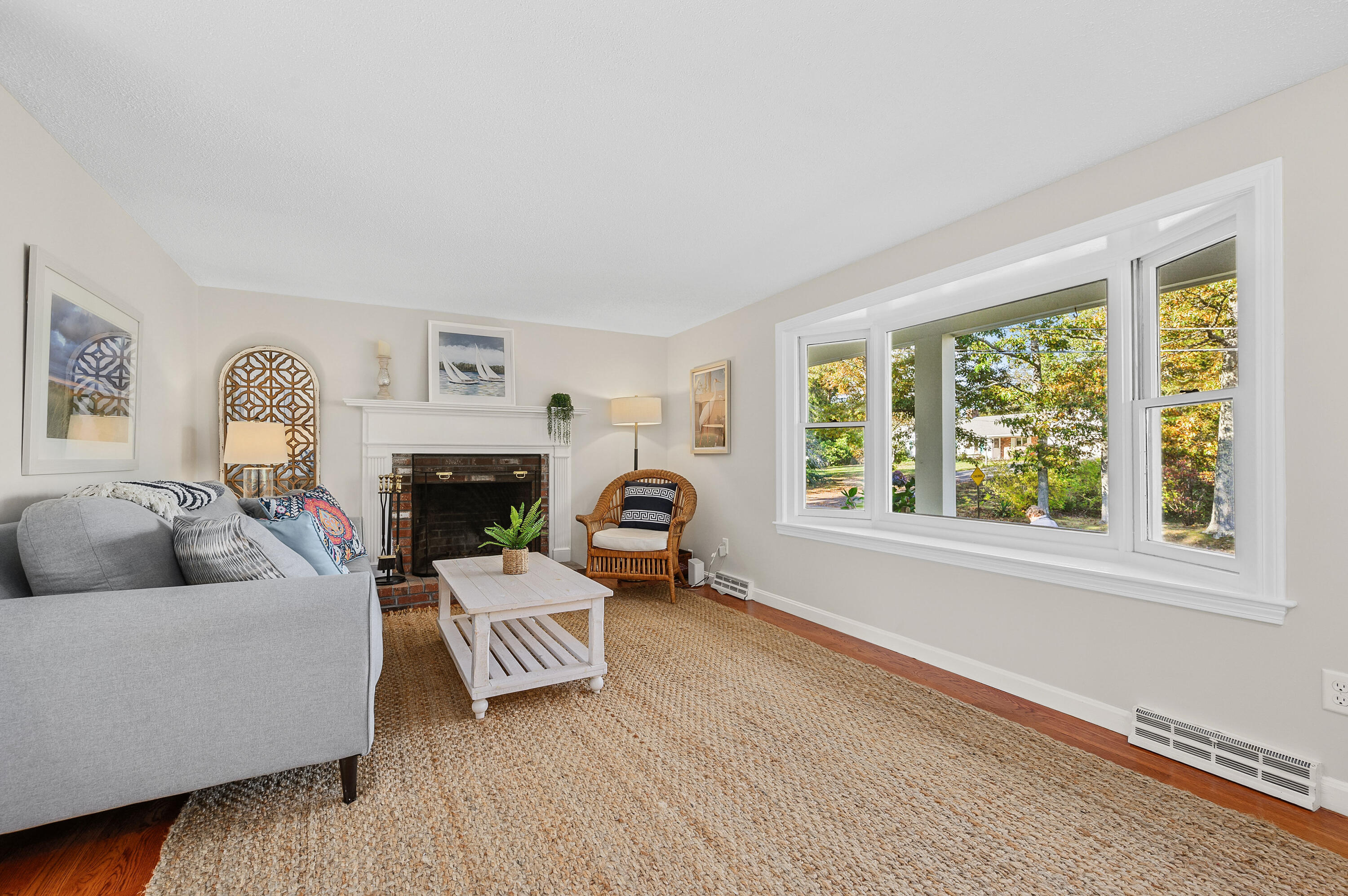 17 Nickerson Road Orleans, MA 02653 - Photo 4 of 31 Living Room