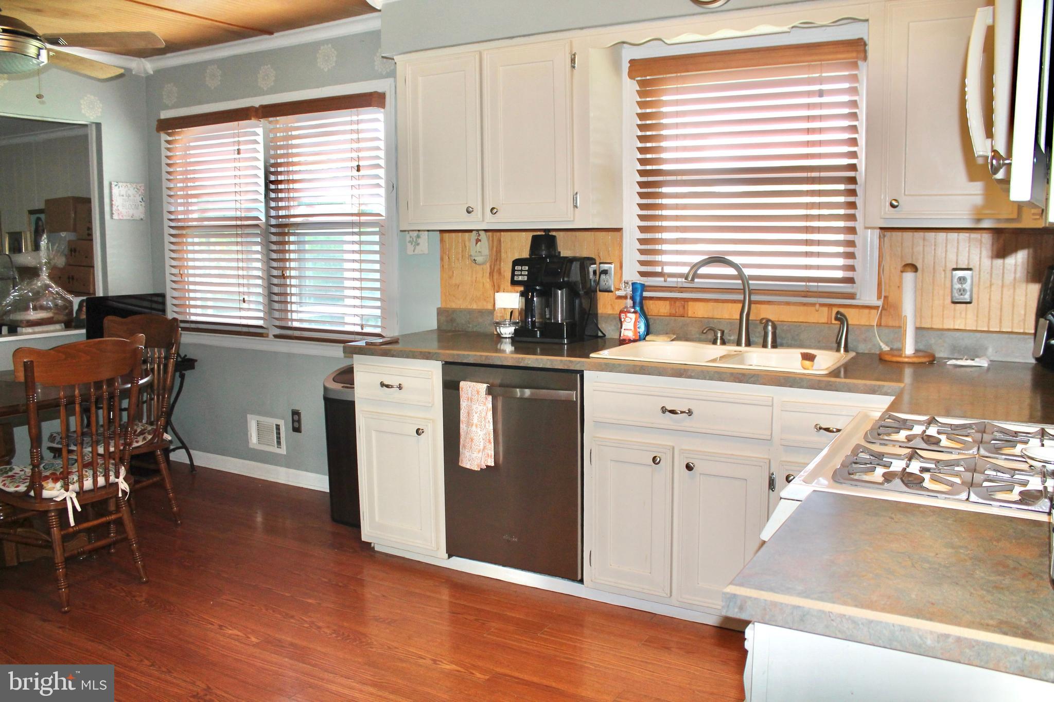 3054 Klockner Road Hamilton, NJ 08690 - Photo 12 of 37