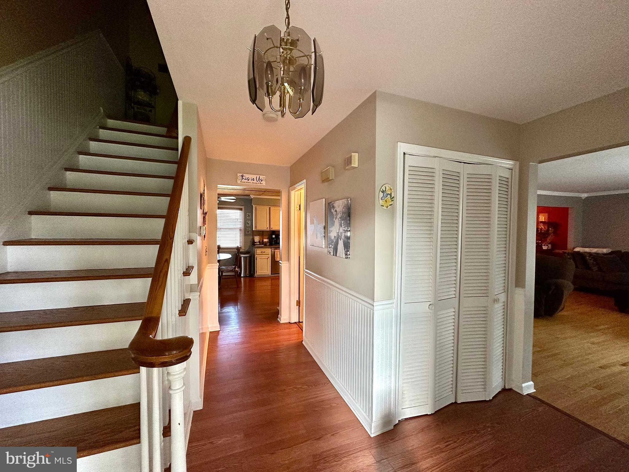 3054 Klockner Road Hamilton, NJ 08690 - Photo 4 of 37