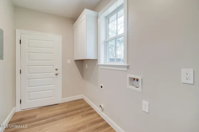 $365,900 | 706 Jones Avenue, Wiggins, MS 39577