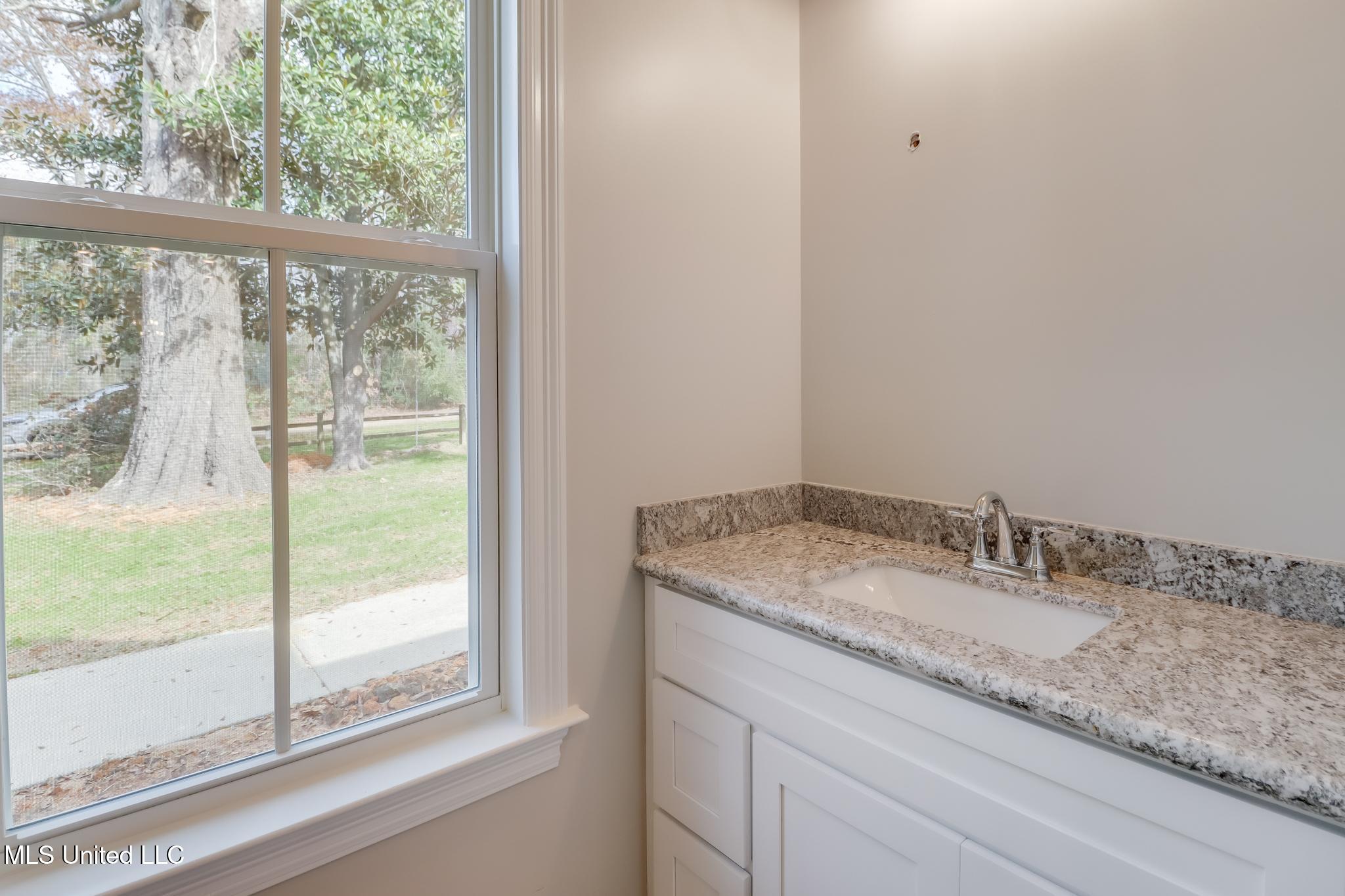 706 Jones Avenue Wiggins, MS 39577 - Photo 27 of 30 Half Guest Bath