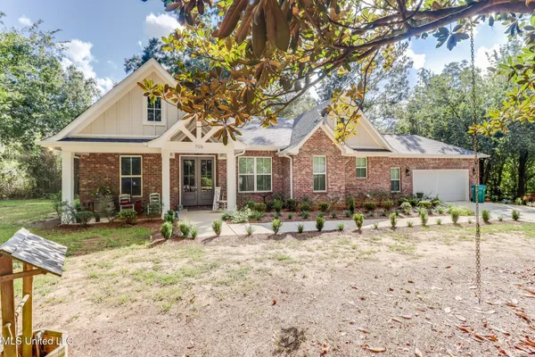 $329,999 | 706 Jones Avenue, Wiggins, MS 39577