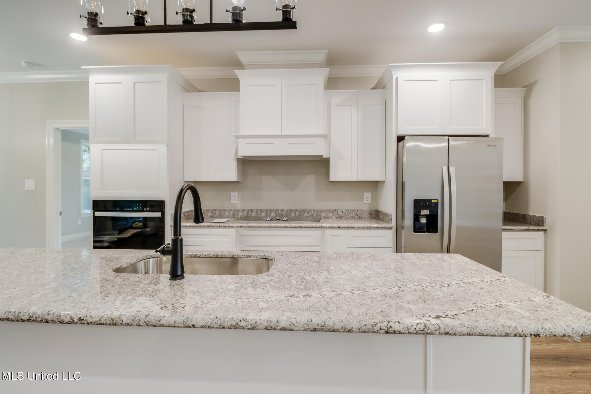 706 Jones Avenue Wiggins, MS 39577 - Photo 9 of 30 Kitchen