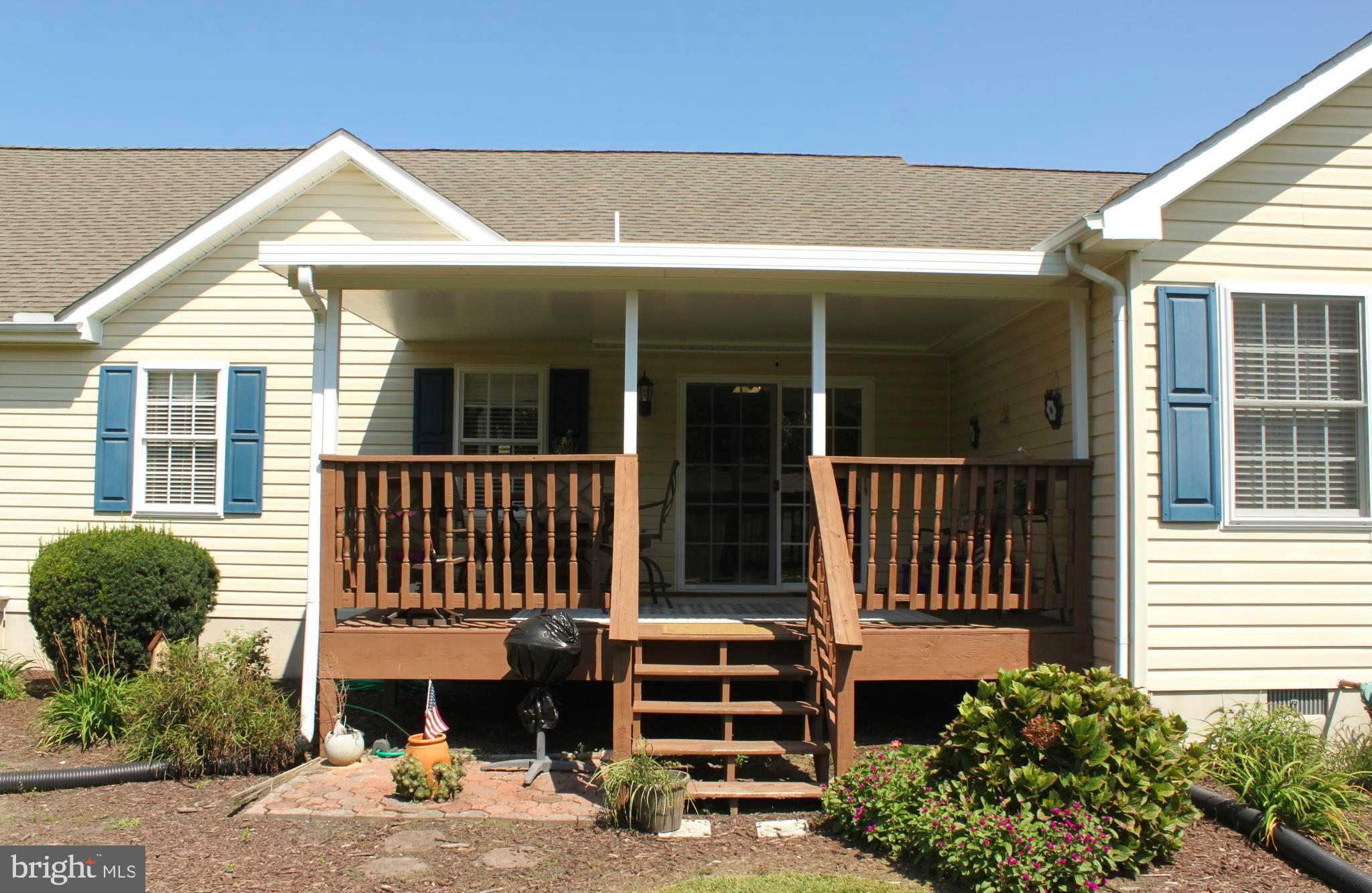 1622 Forrest Avenue Dover, DE 19904 - Photo 8 of 37 covered back deck