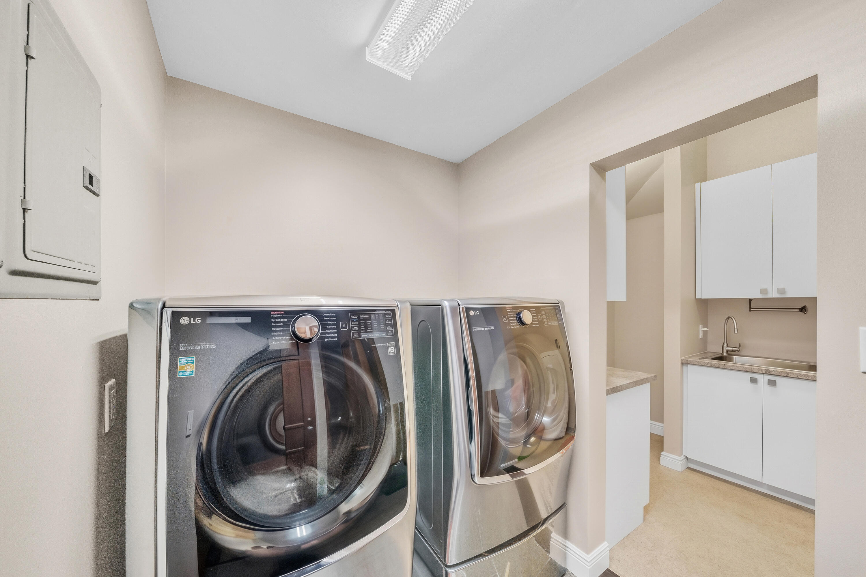 5844 Pinebrook Drive Boca Raton, FL 33433 - Photo 63 of 104 22 Laundry Rooms (2)