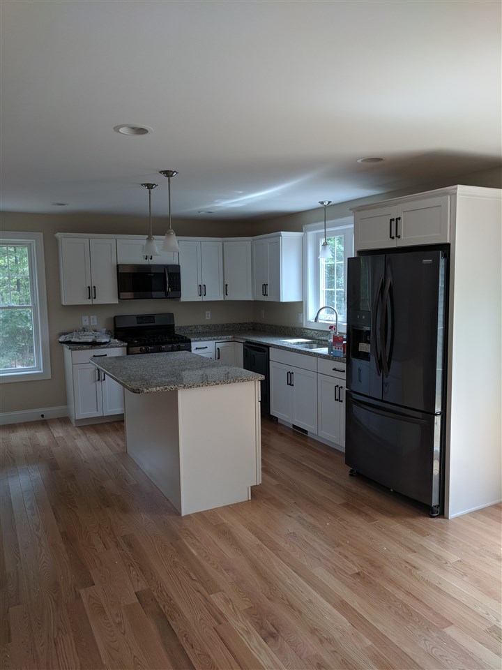 40 Tolend Road, Unit 1 Barrington, NH 03825 - Photo 14 of 15