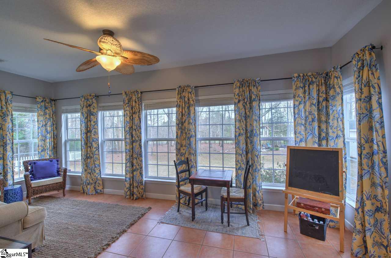 883 Circle Road Greer, SC 29651 - Photo 12 of 36 Gallery Image 12