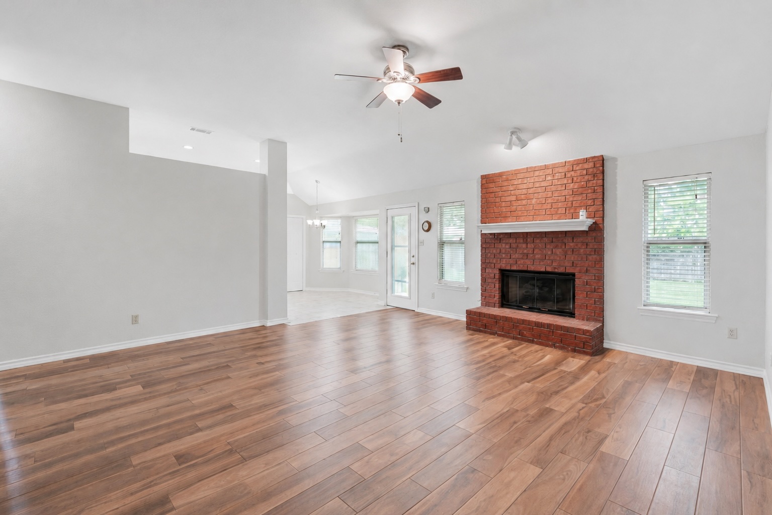 203 Pin Oak Drive Georgetown, TX 78628 - Photo 2 of 13
