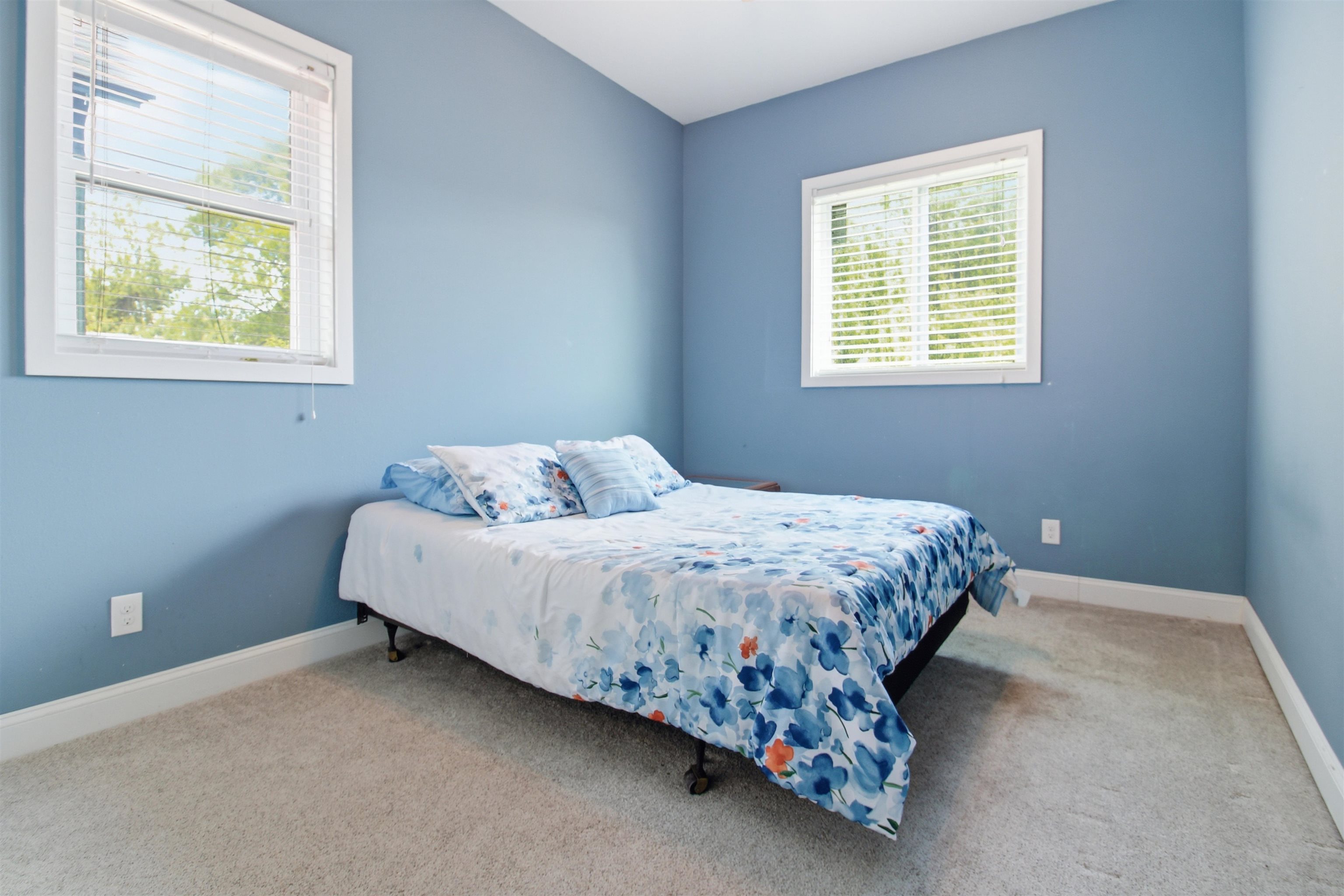 135 South Brittingham Place Madison, WI 53715 - Photo 23 of 27