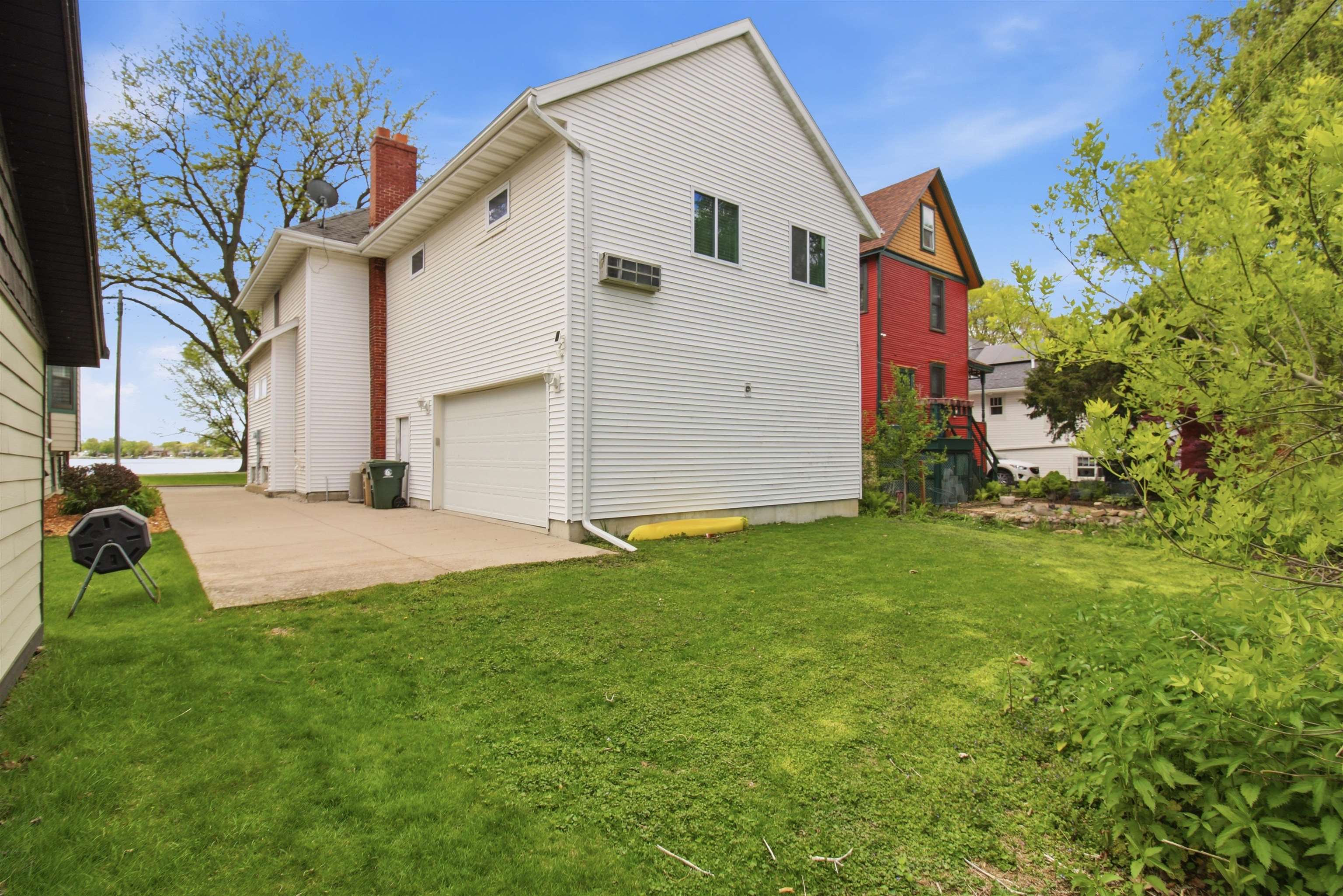 135 South Brittingham Place Madison, WI 53715 - Photo 6 of 27