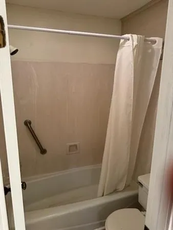 $950 | 27231 Snead Drive, Unit 103, Abita Springs, LA 70420