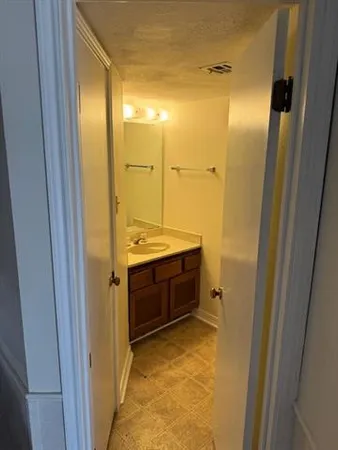 $950 | 27231 Snead Drive, Unit 103, Abita Springs, LA 70420