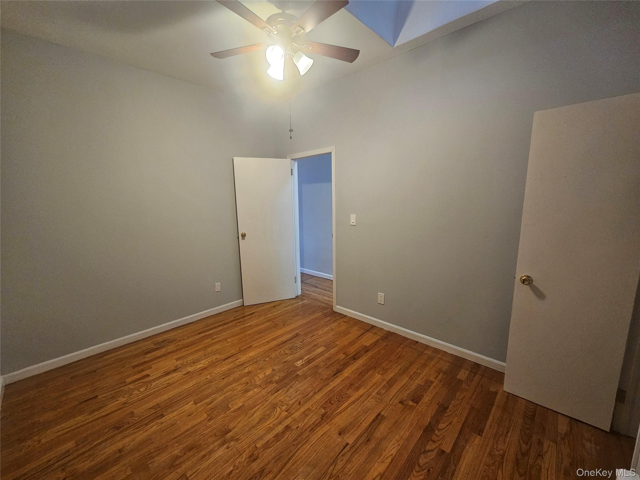 202-15 Hollis Avenue, Unit R Queens, NY 11412 - Photo 5 of 10 Skylighted Room