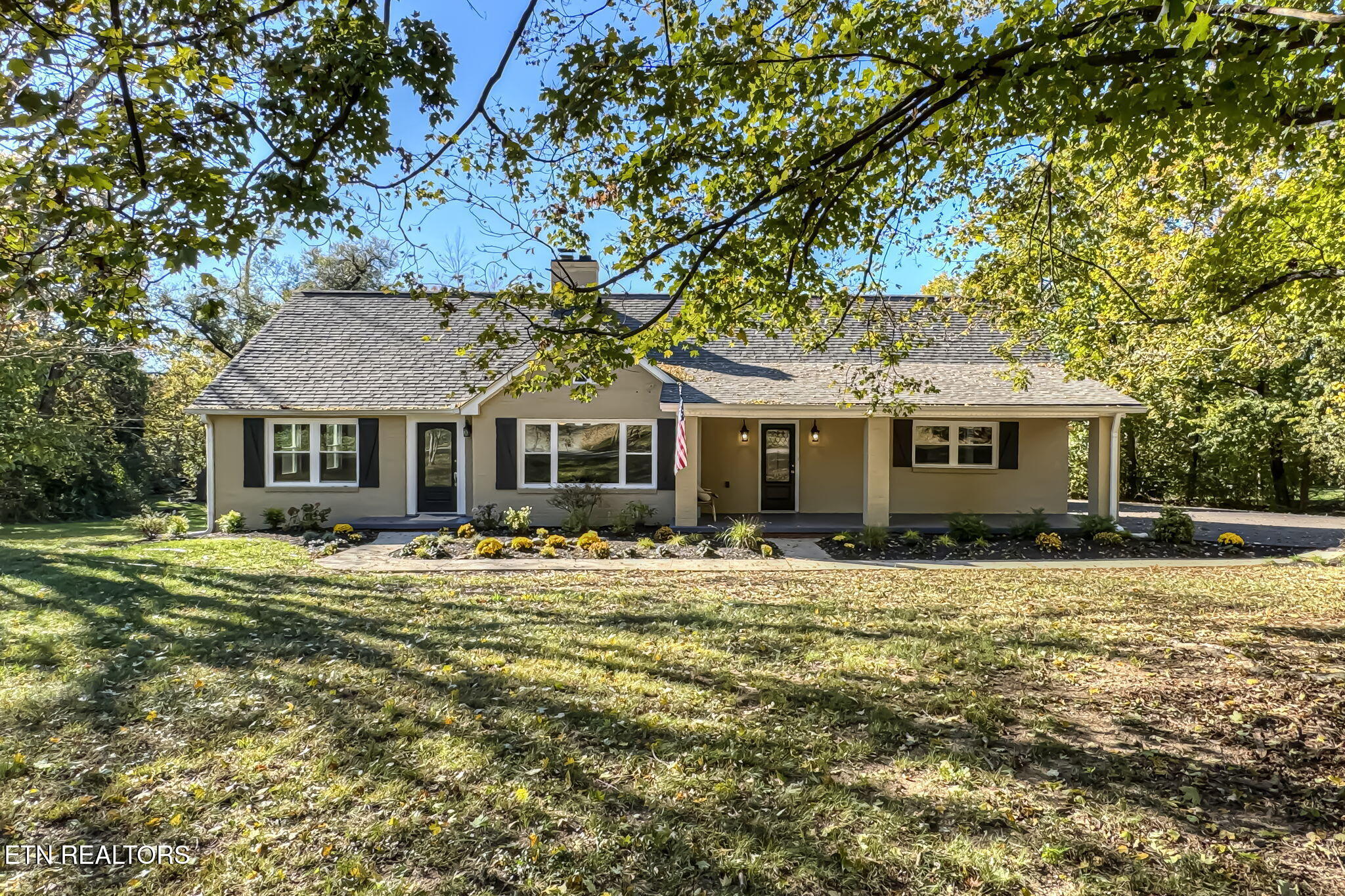 2713 Byington Beaver Ridge Road Knoxville, TN 37931 - Photo 1 of 60 IMG_5628