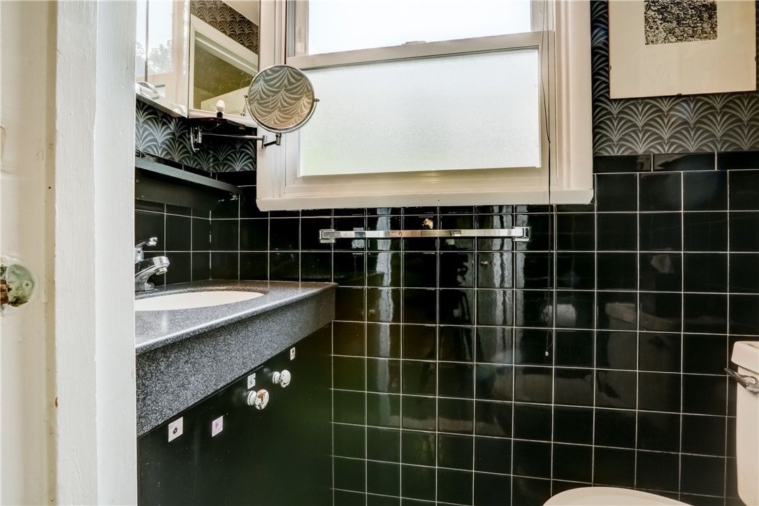 88 Callingham Road Pittsford, NY 14534 - Photo 21 of 47